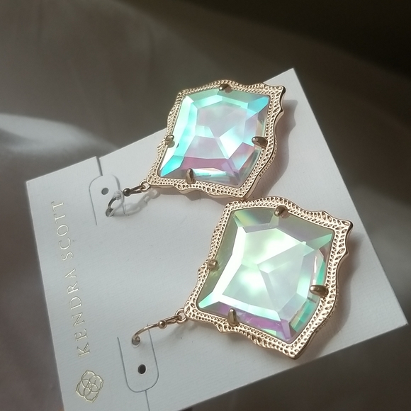 Kendra Scott Faceted Earrings 14K Rose Gold plated over brass . Pretty Dichroic - Picture 5 of 9